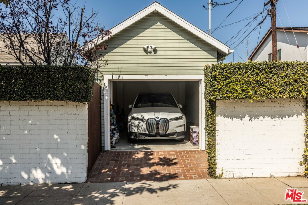 Property photo 34