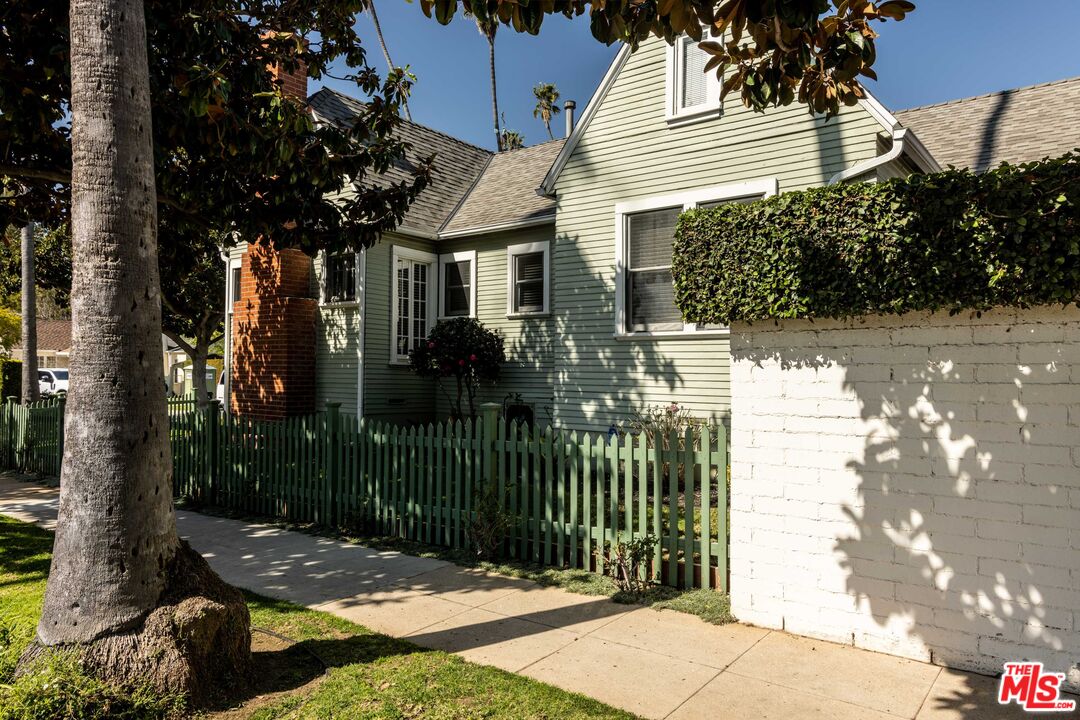 Property photo 35