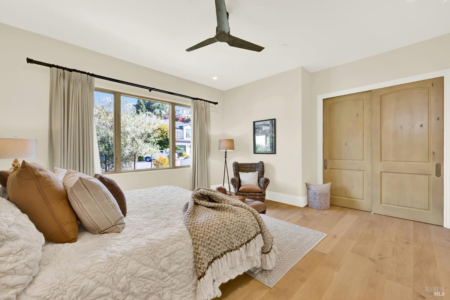 Property photo 48