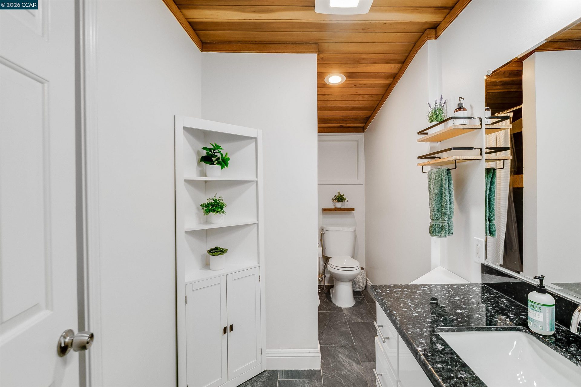 Property photo 31