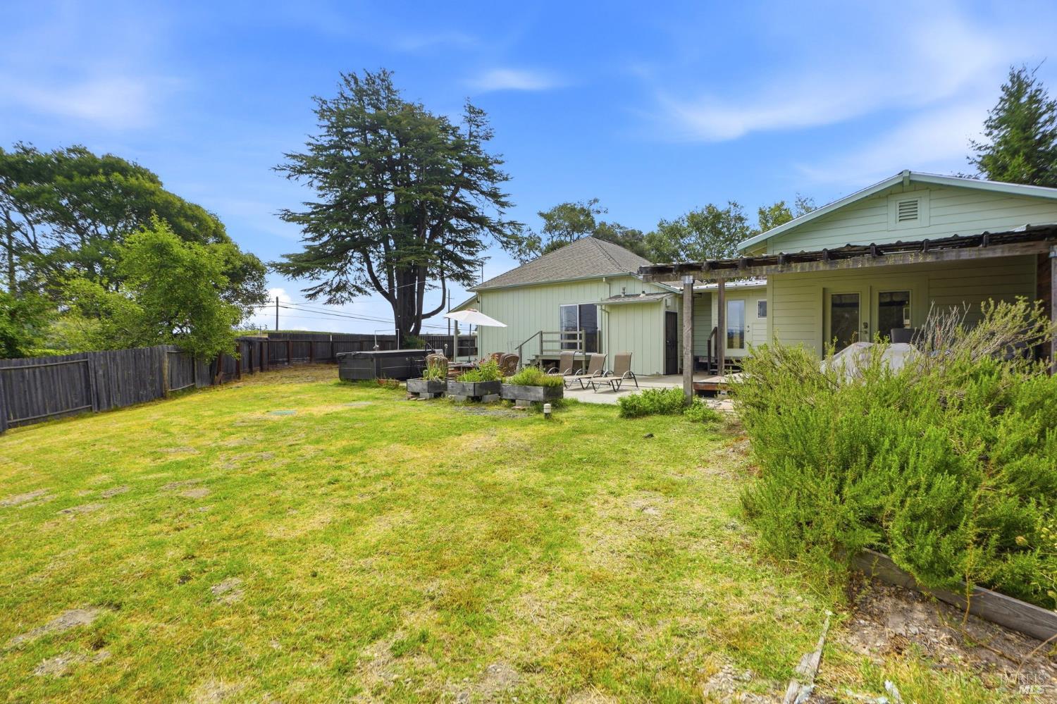 Property photo 44