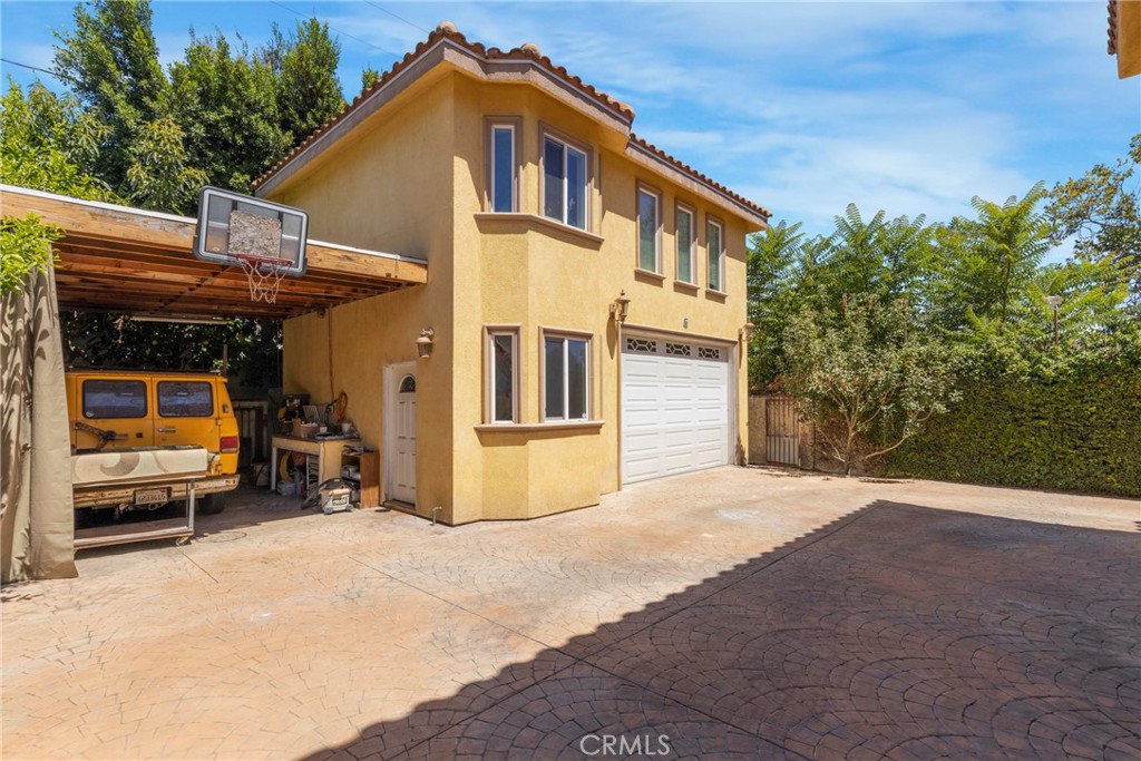 Property photo 37