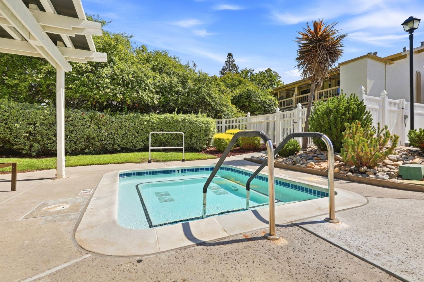 Property photo 41