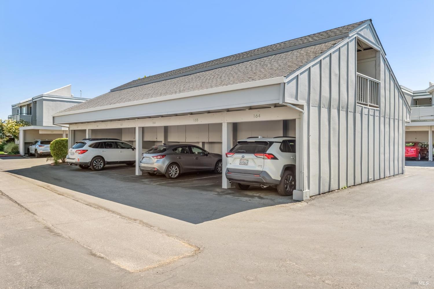 Property photo 31