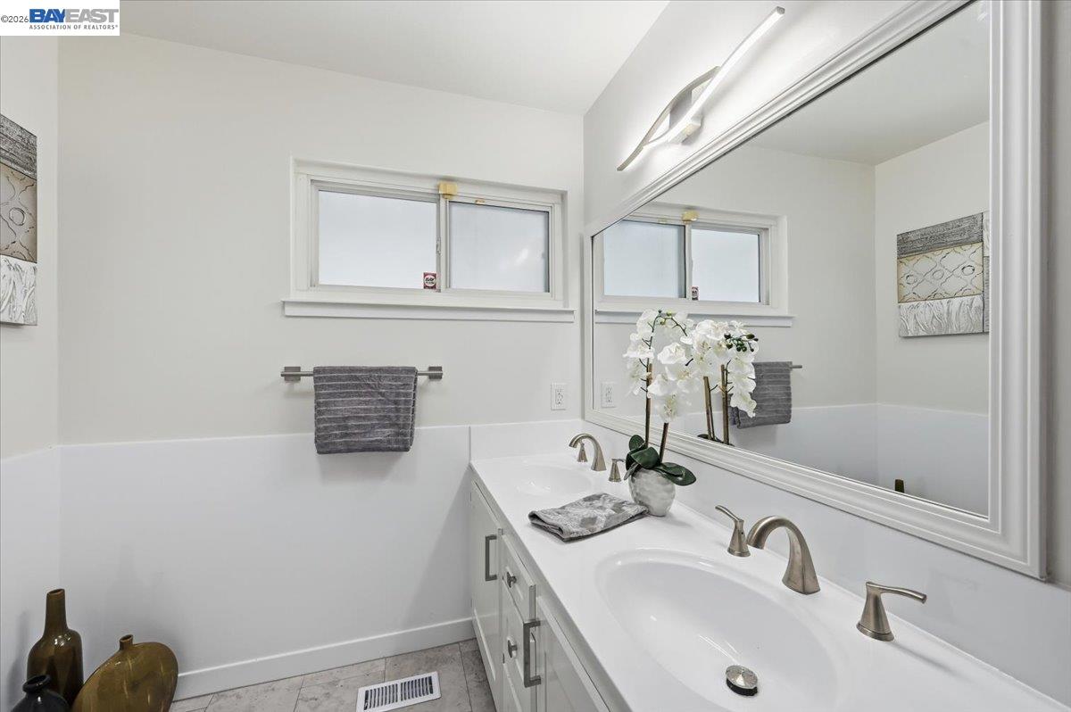 Property photo 50