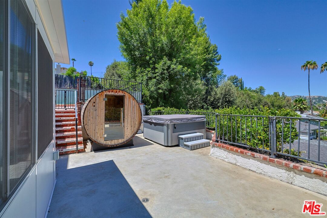 Property photo 34