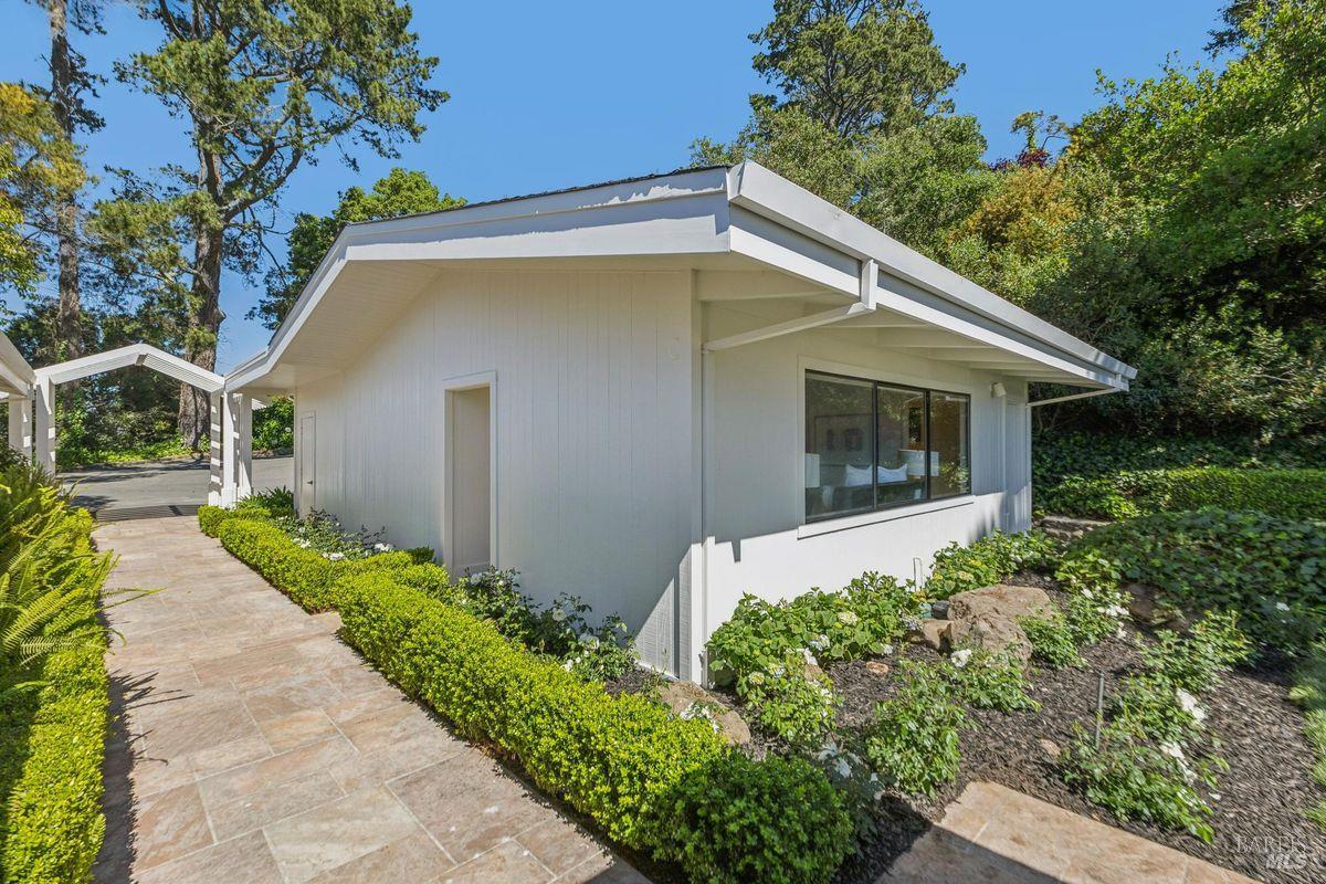 Property photo 42