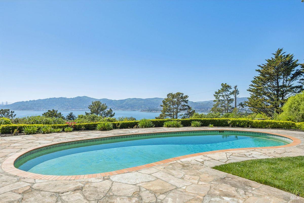 Property photo 46