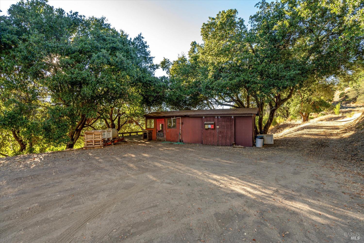 Property photo 33