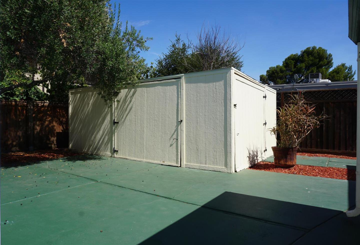 Property photo 25