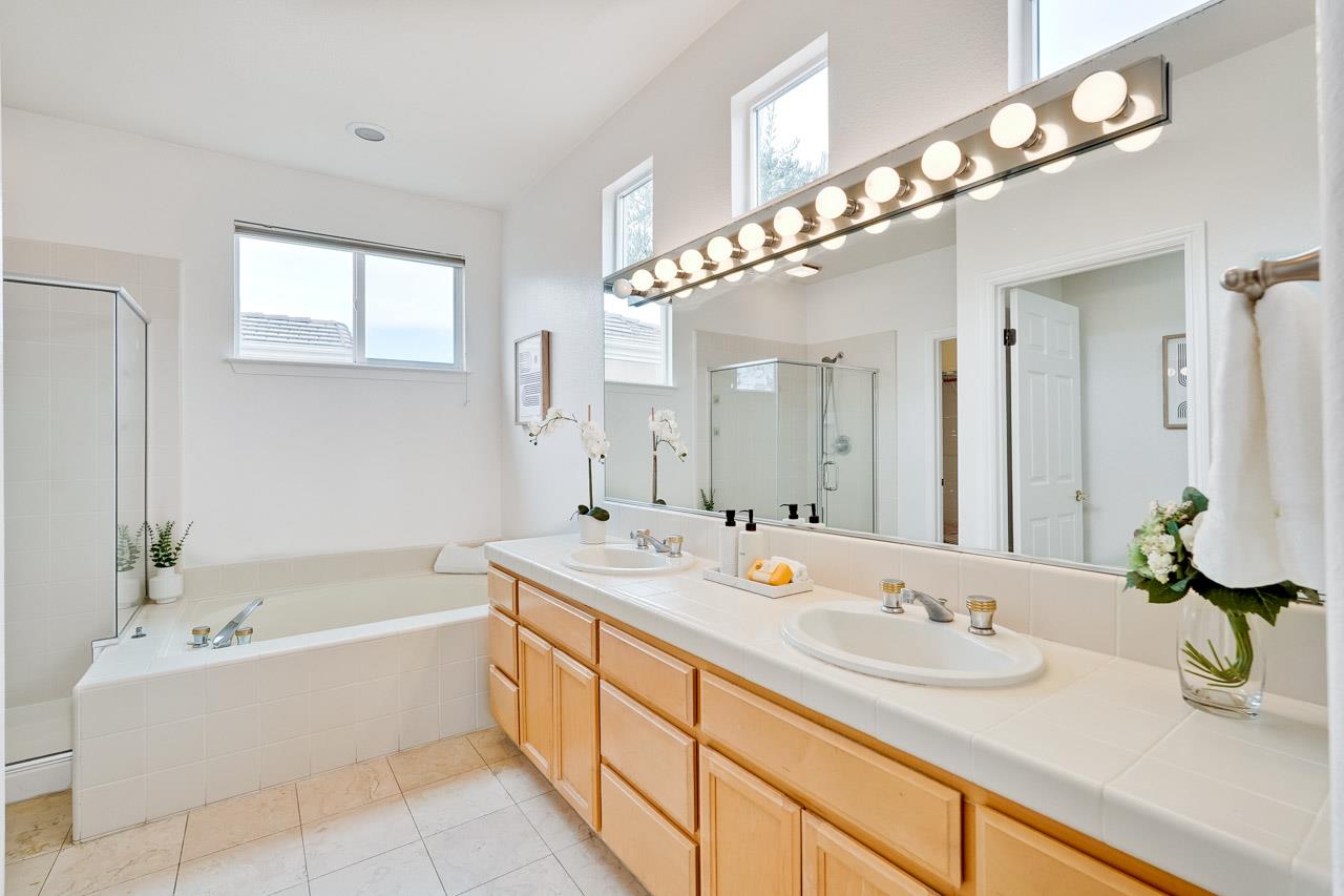 Property photo 50