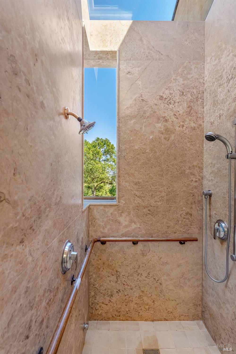 Property photo 46
