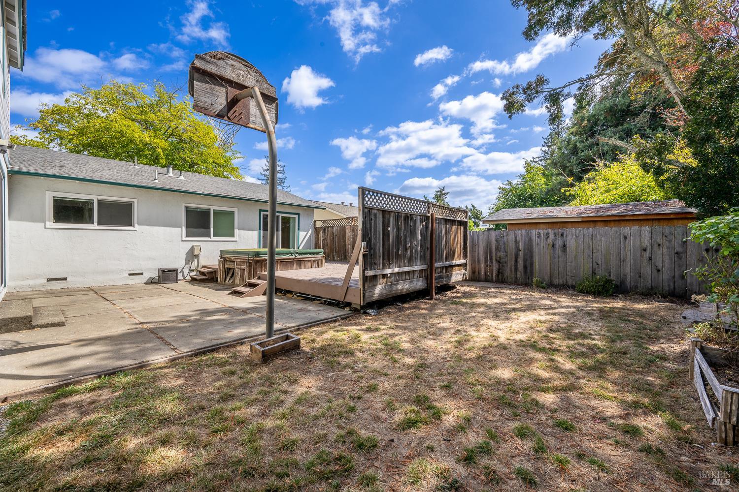 Property photo 28