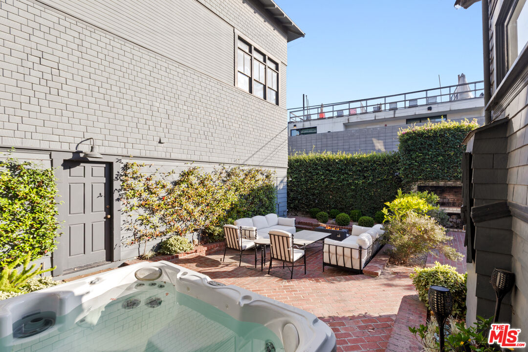 Property photo 37