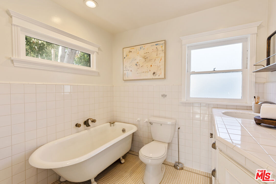 Property photo 50