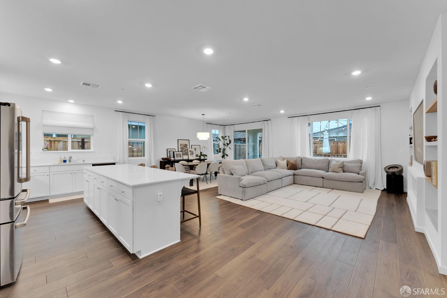Property photo 44