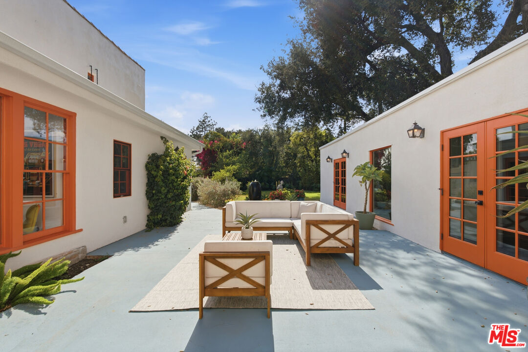 Property photo 38