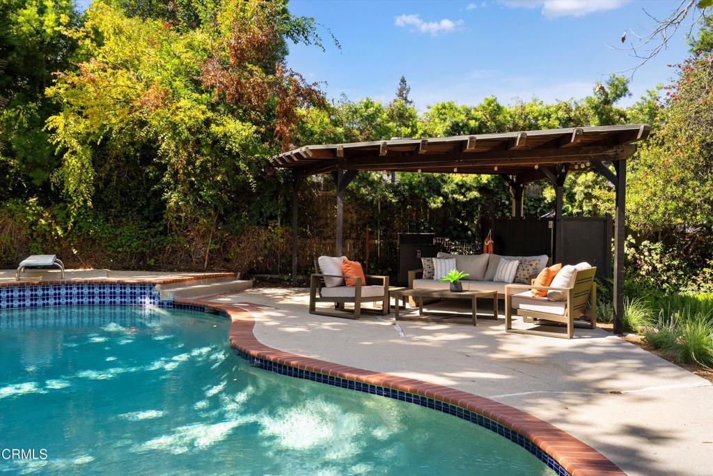 Property photo 38