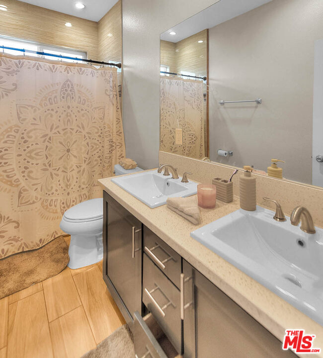 Property photo 46