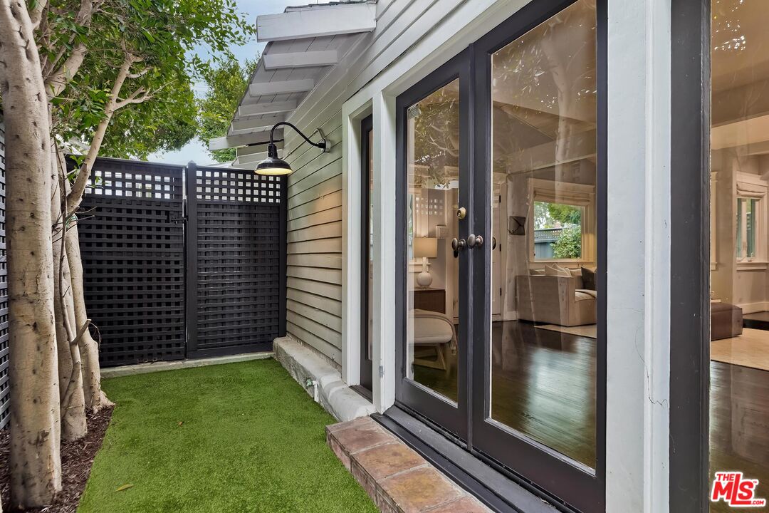 Property photo 33