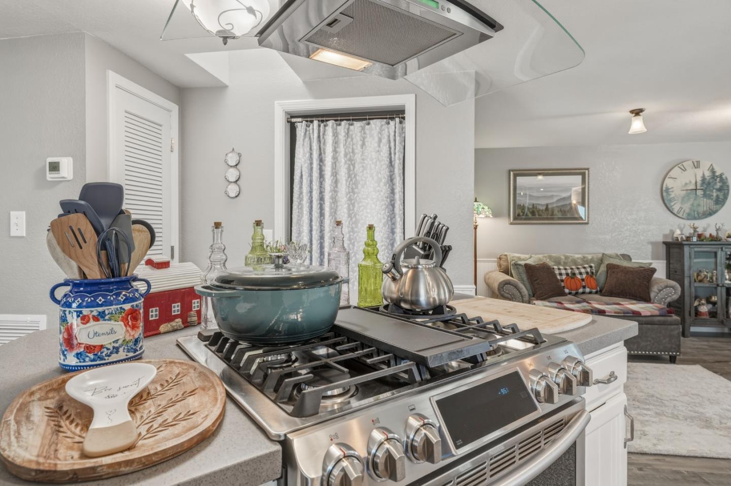 Property photo 28