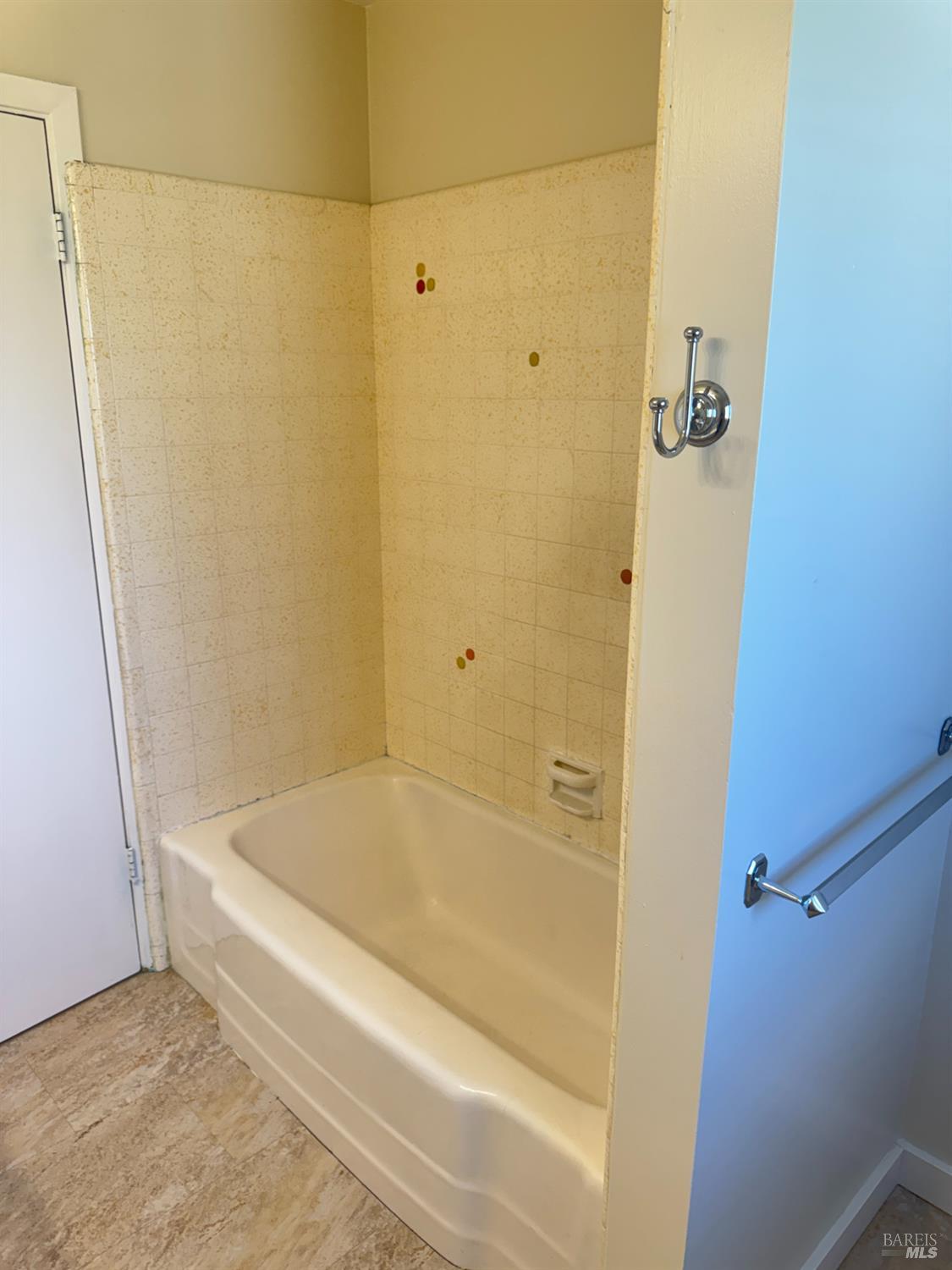 Property photo 37