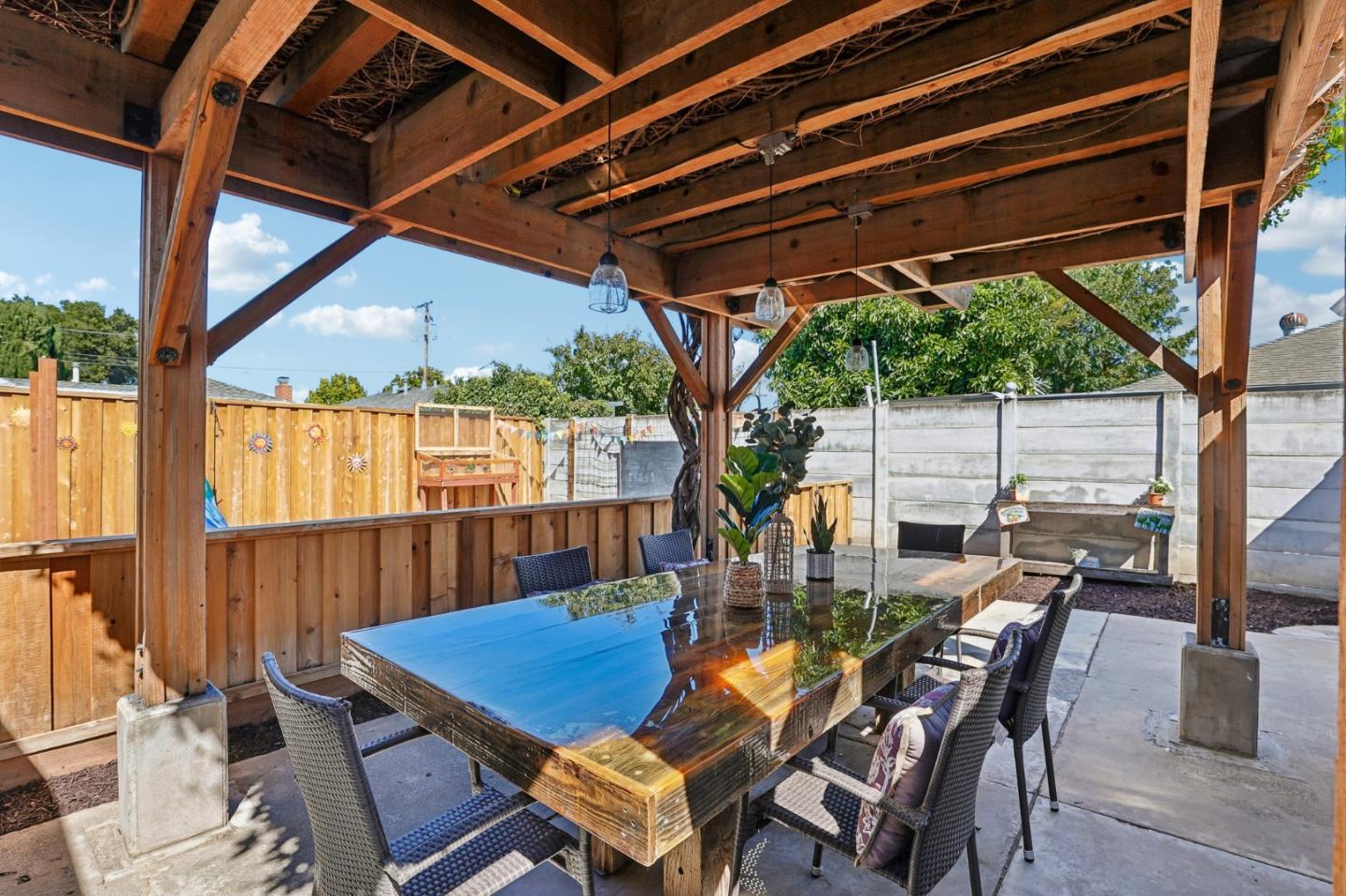 Property photo 33