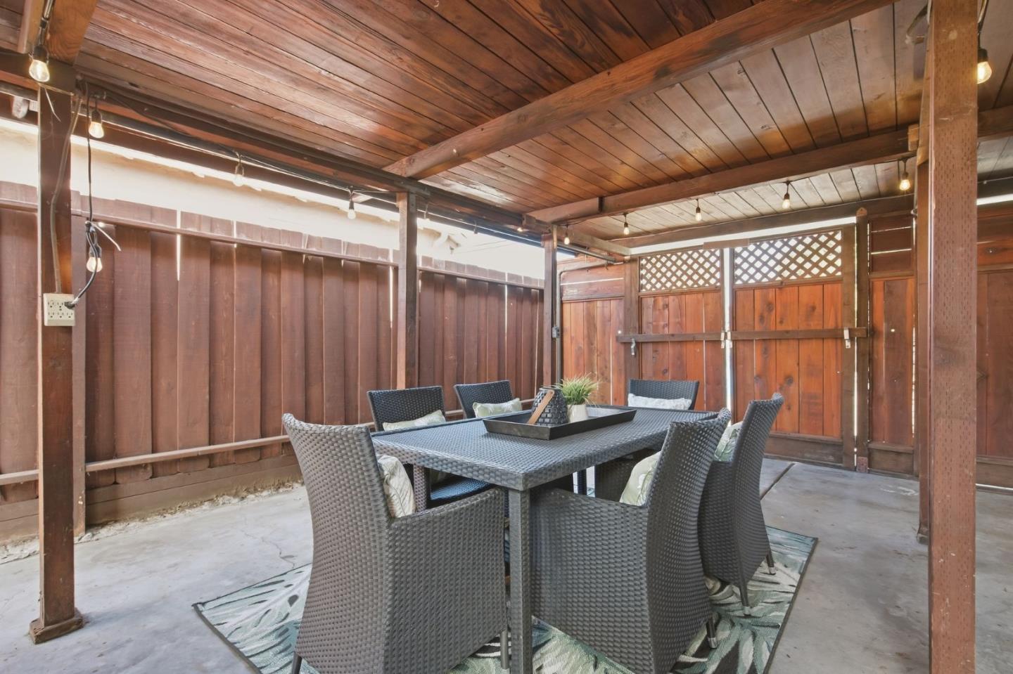 Property photo 32
