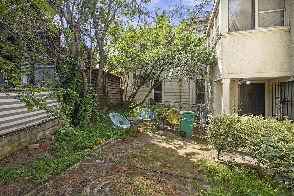 Property photo 38