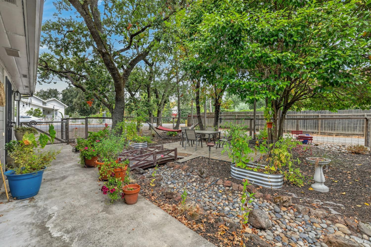 Property photo 32