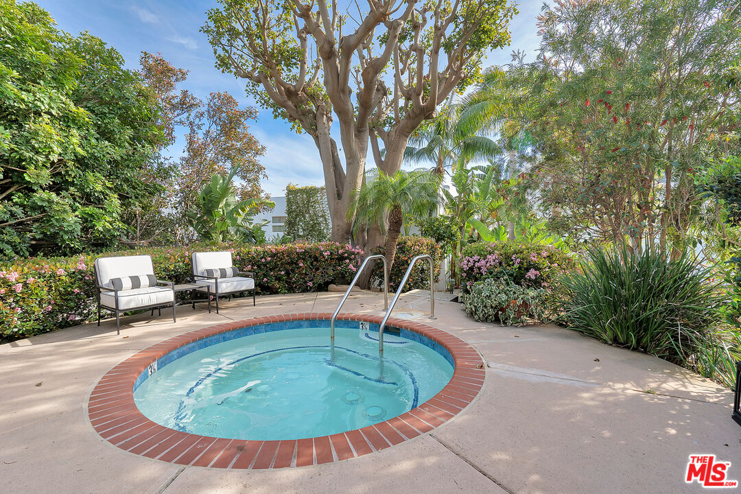 Property photo 31