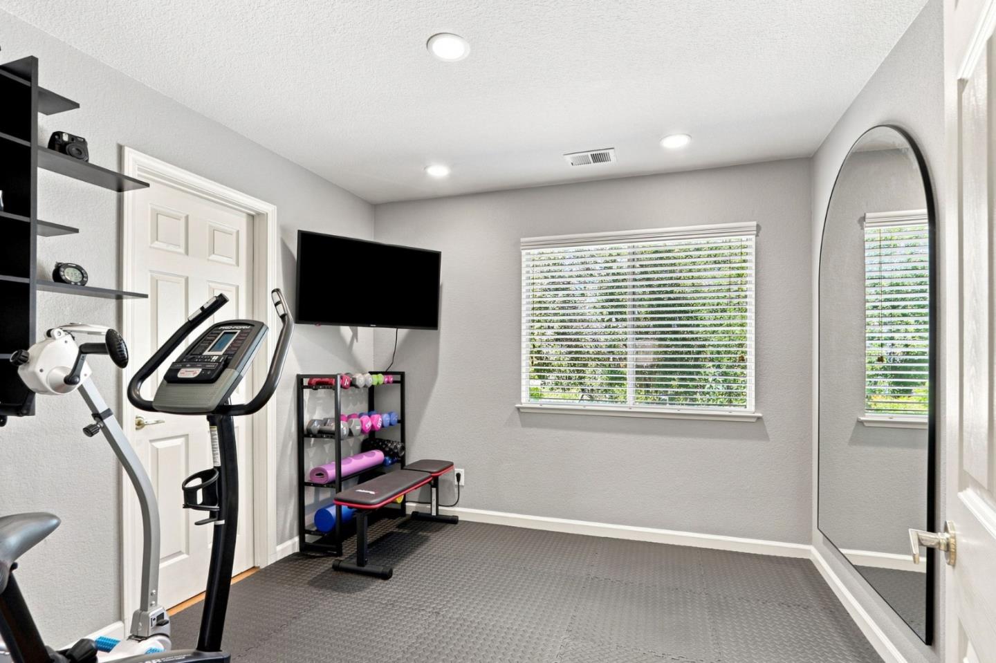 Property photo 46