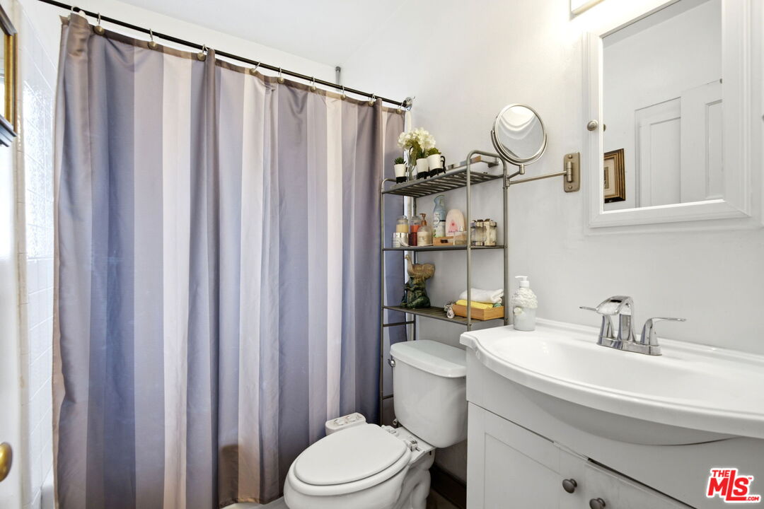 Property photo 24