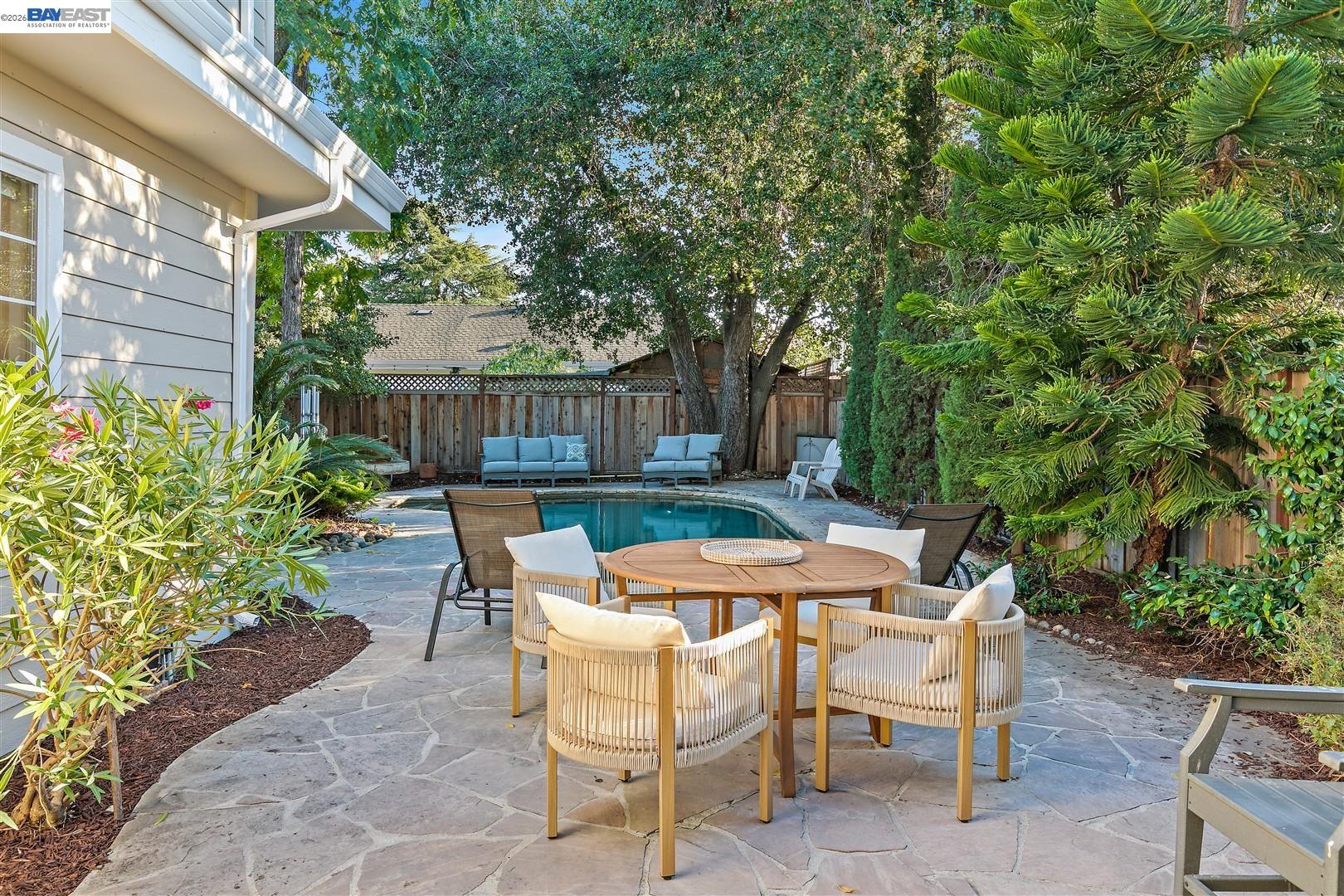 Property photo 24