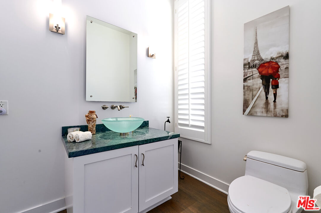 Property photo 35