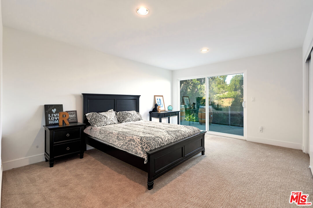 Property photo 50