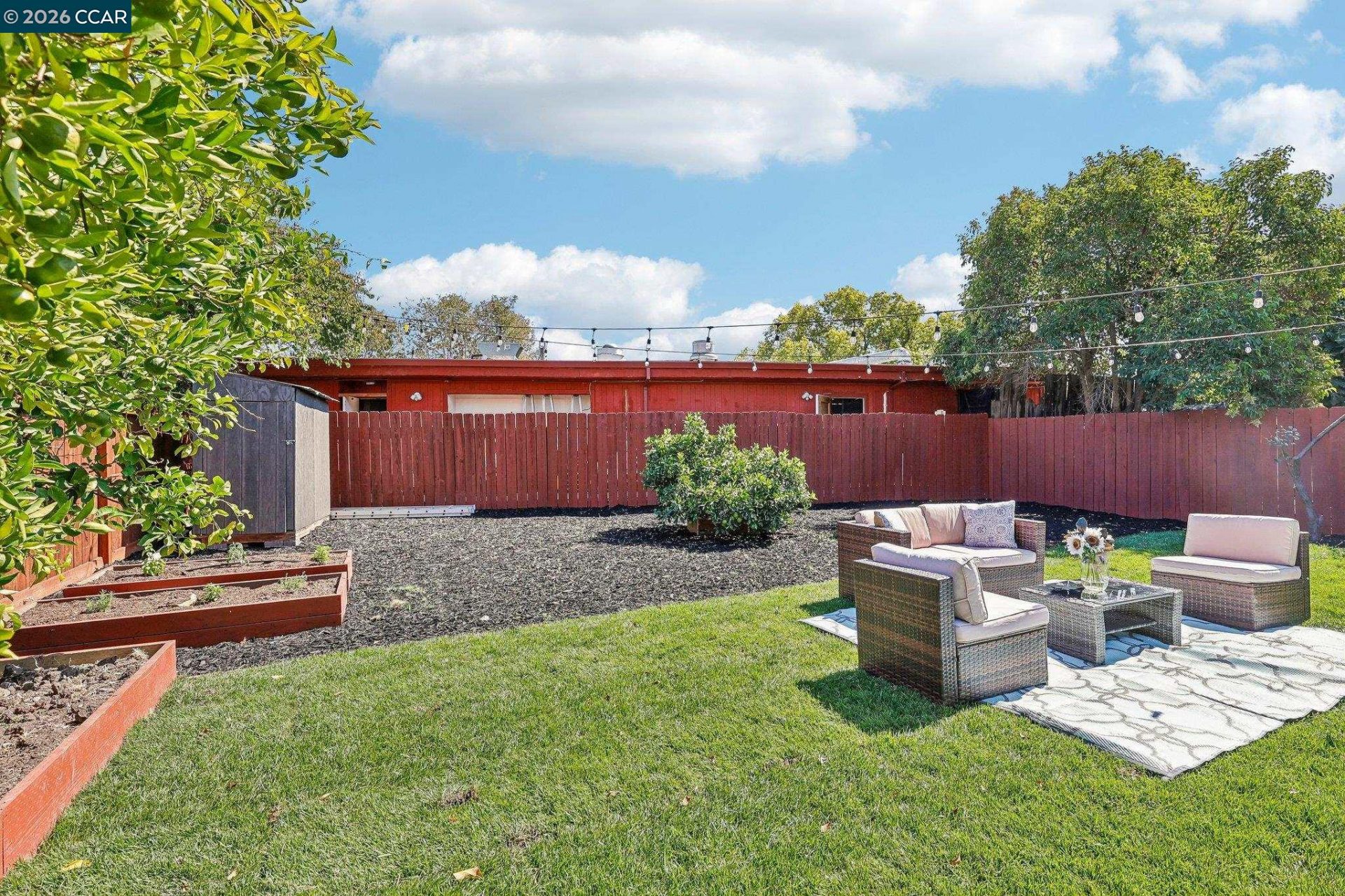 Property photo 33