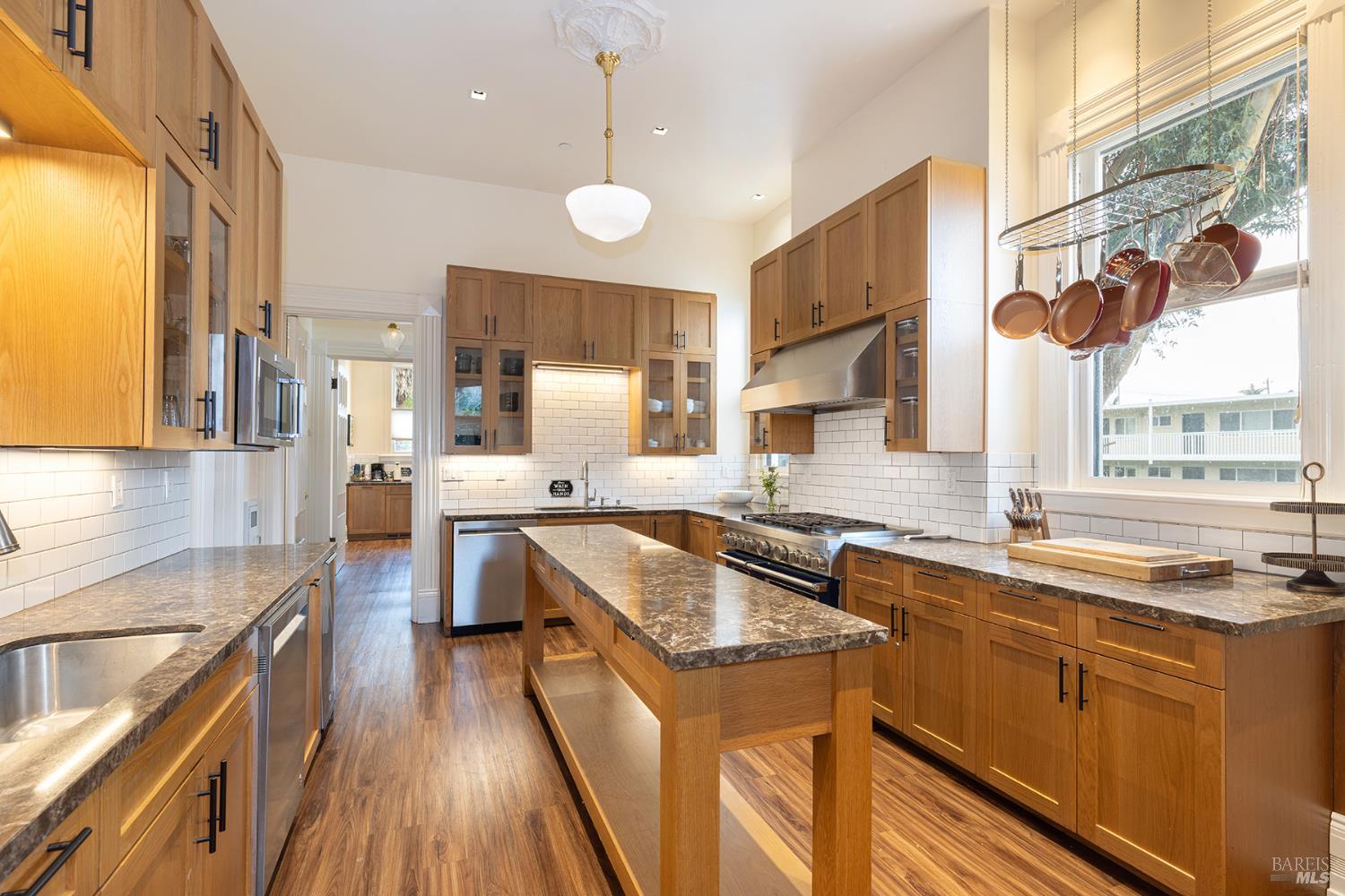 Property photo 37