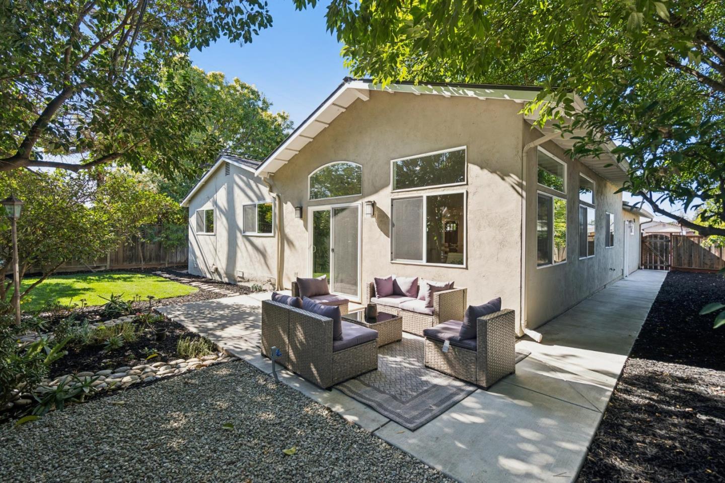 Property photo 35