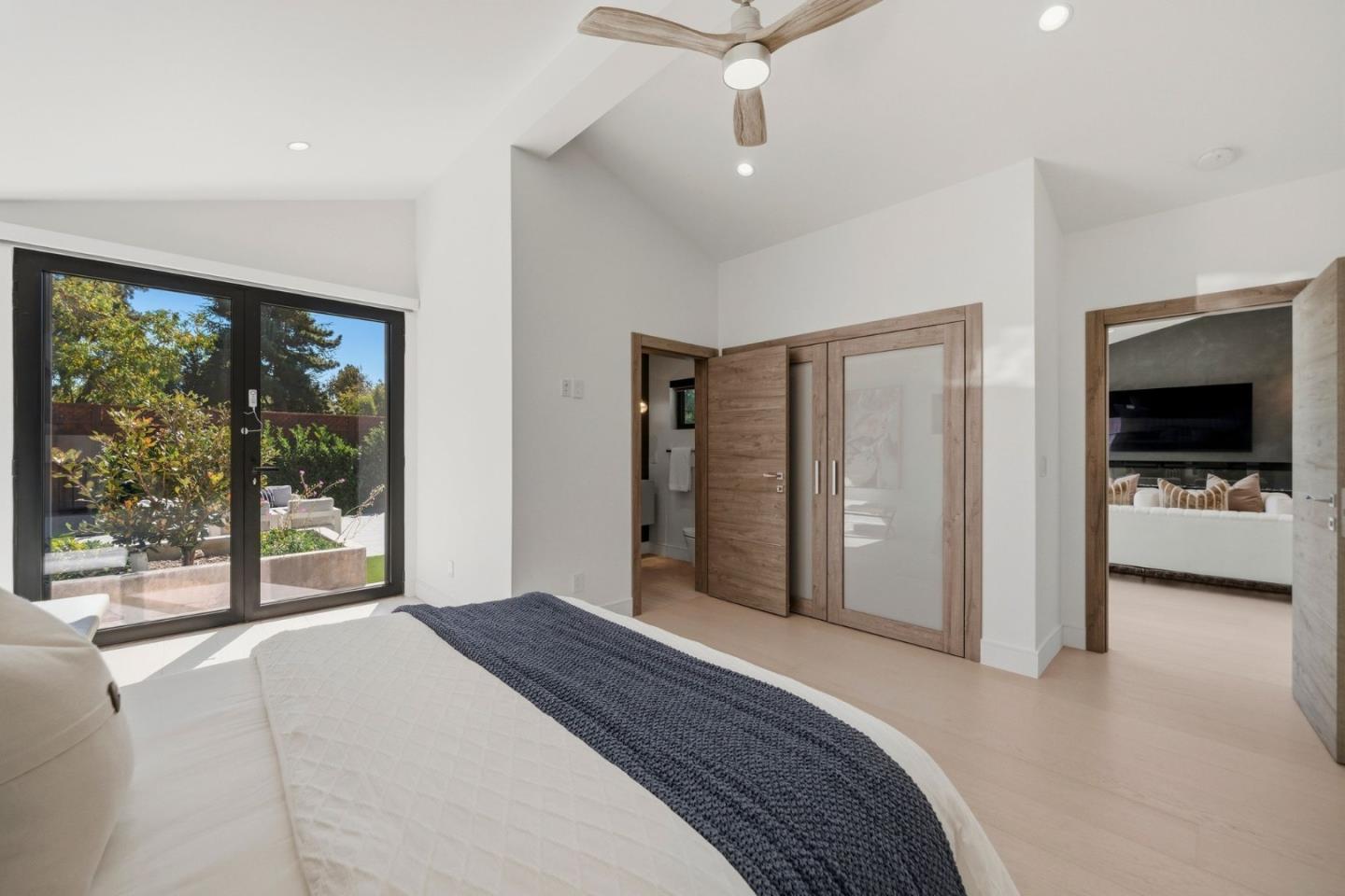 Property photo 44