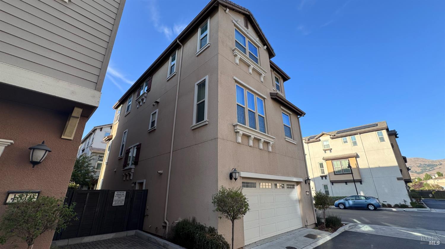 Property photo 35
