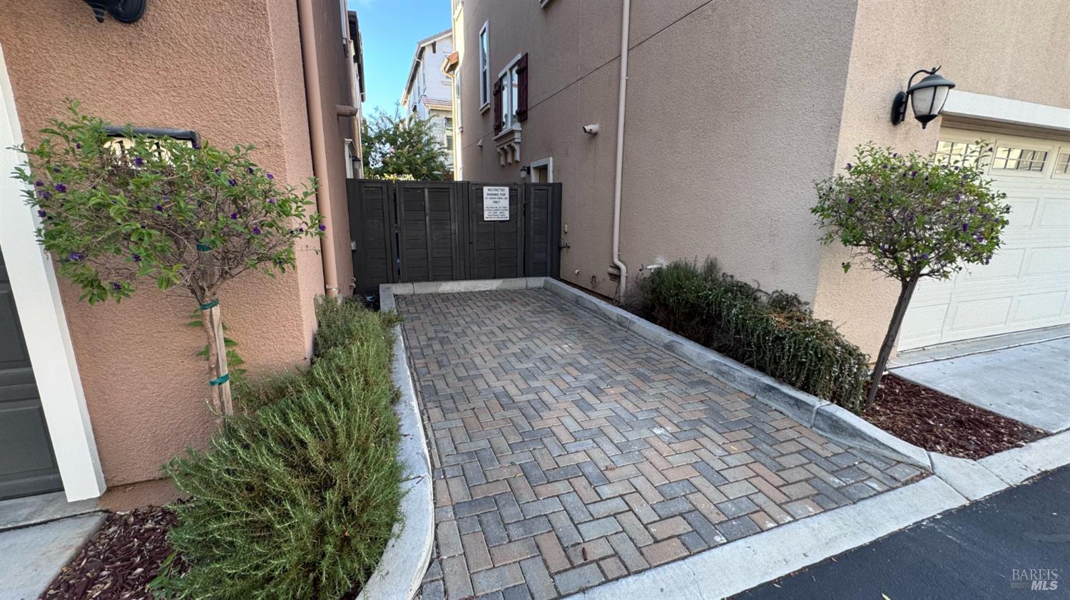 Property photo 37