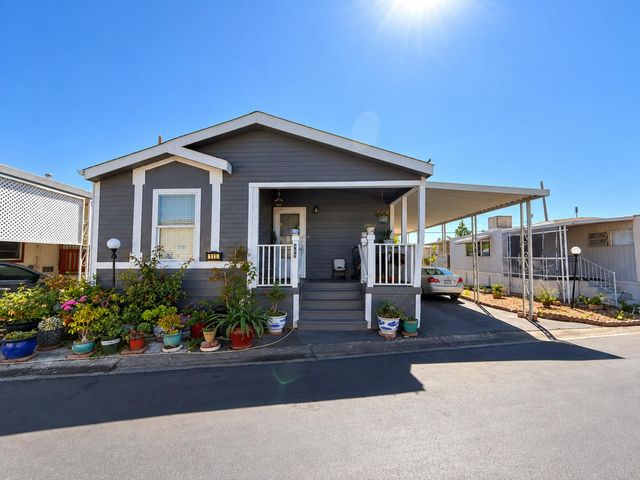 Property photo 43
