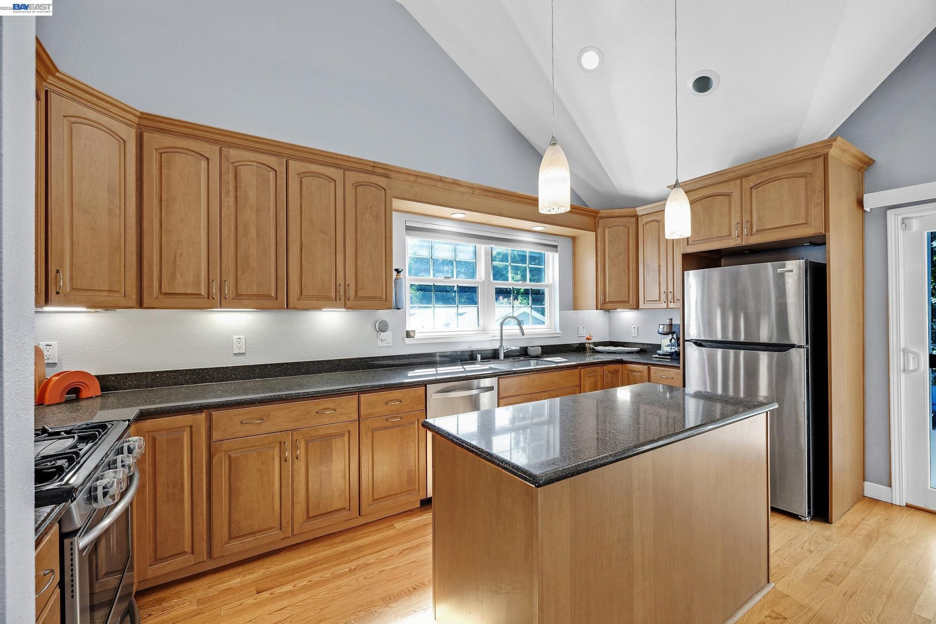 Property photo 38