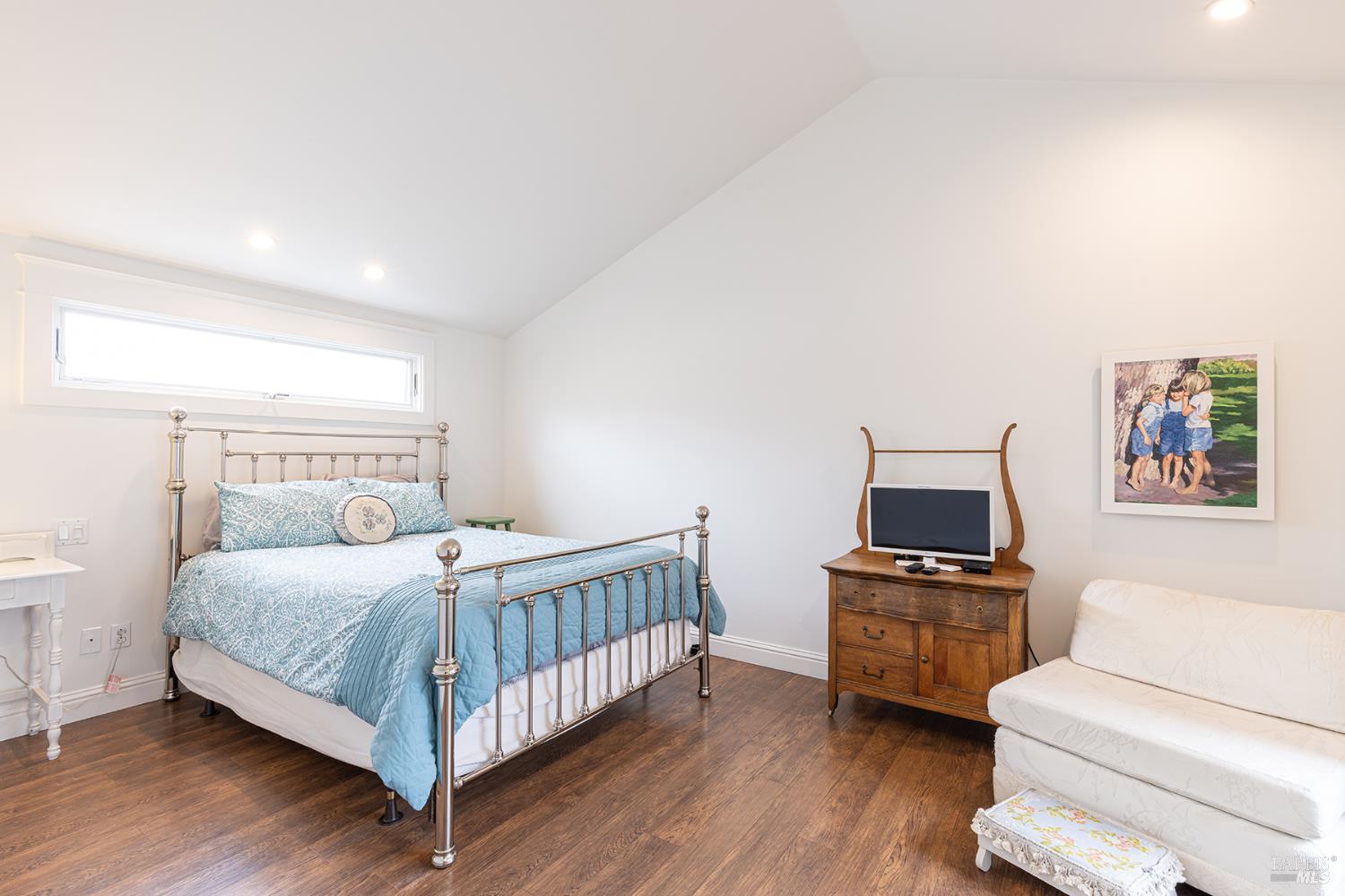Property photo 42