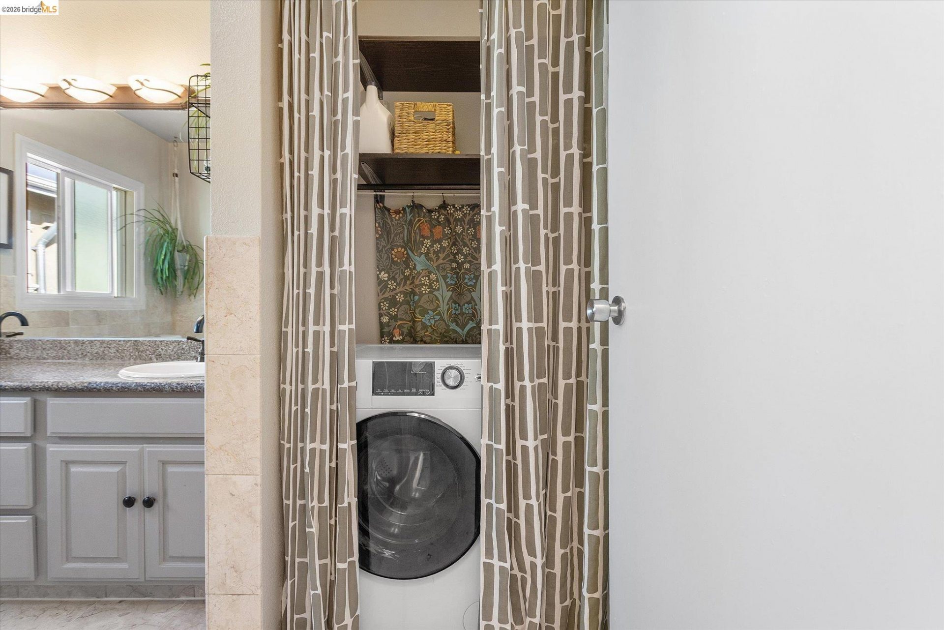 Property photo 32