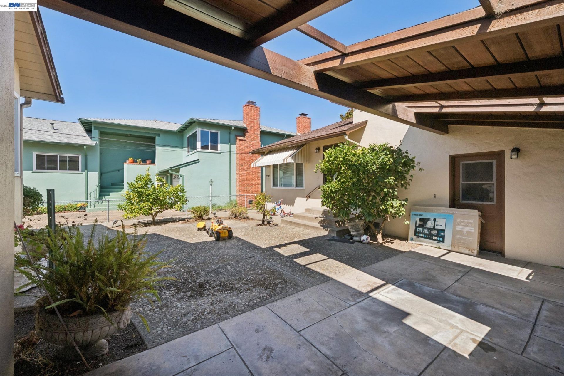 Property photo 37