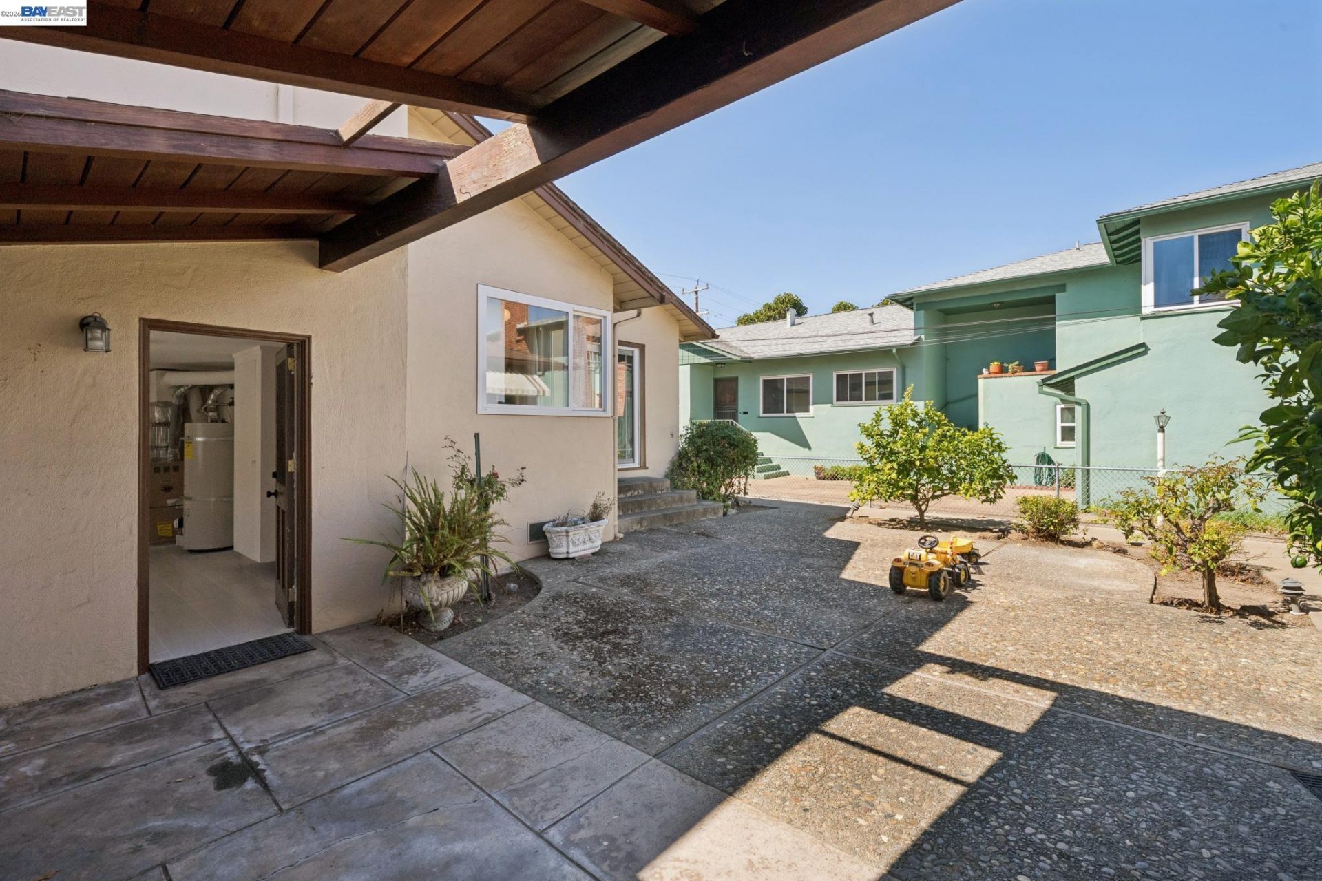 Property photo 38