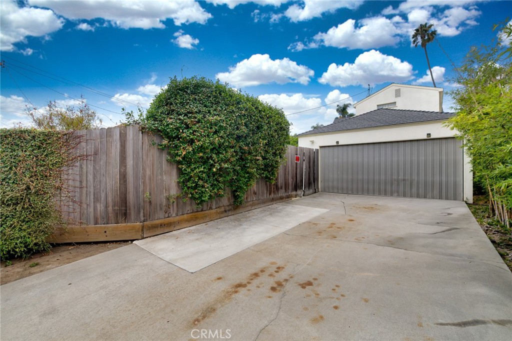 Property photo 40