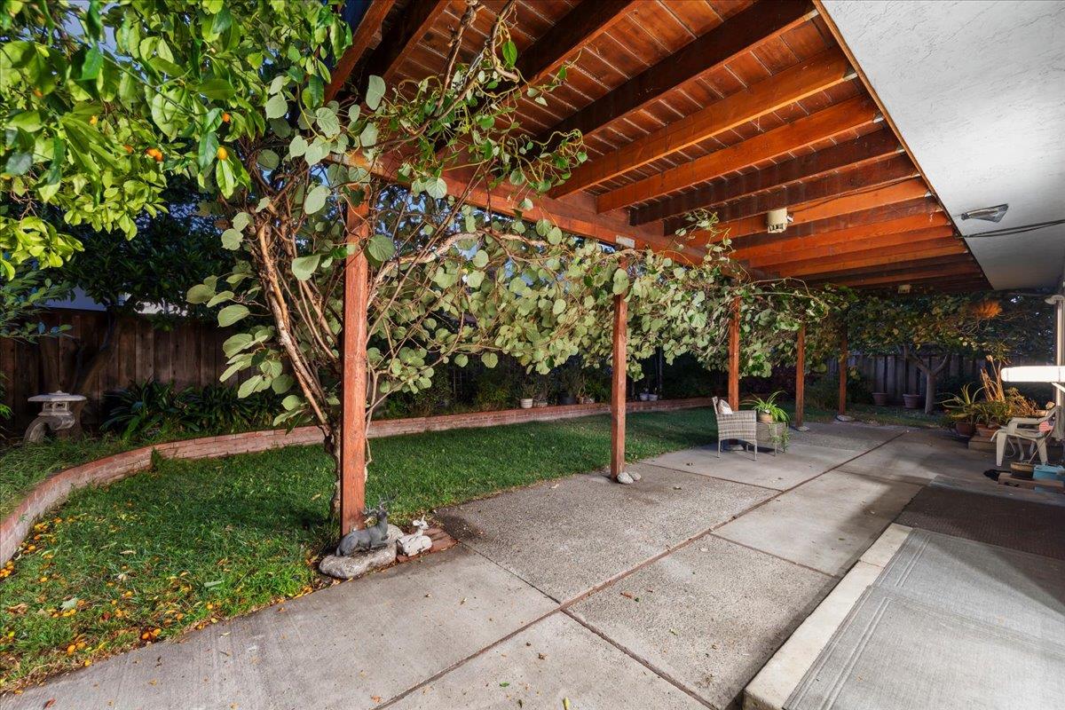 Property photo 42
